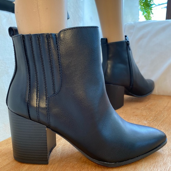 SM New York WOMENS BLACK ANKLE BOOTS - Picture 5 of 8